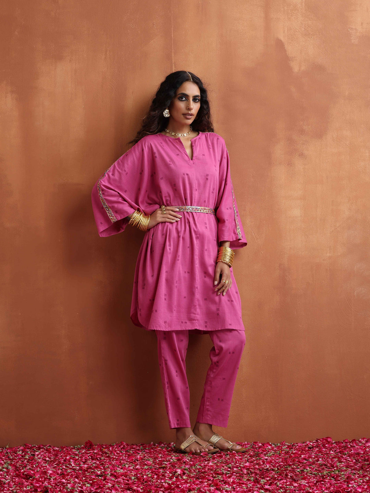 trueBrowns Pink Print Kaftan Kurta Co-ord Set | Grocsy