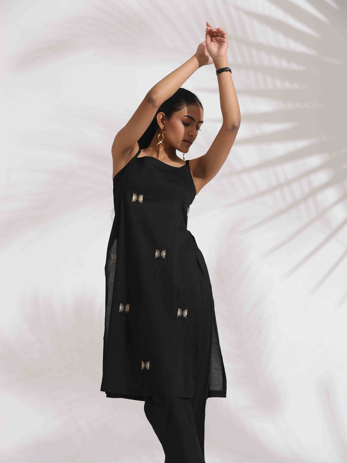 trueBrowns Black Cotton Embroidered Straight Kurta Set | Grocsy