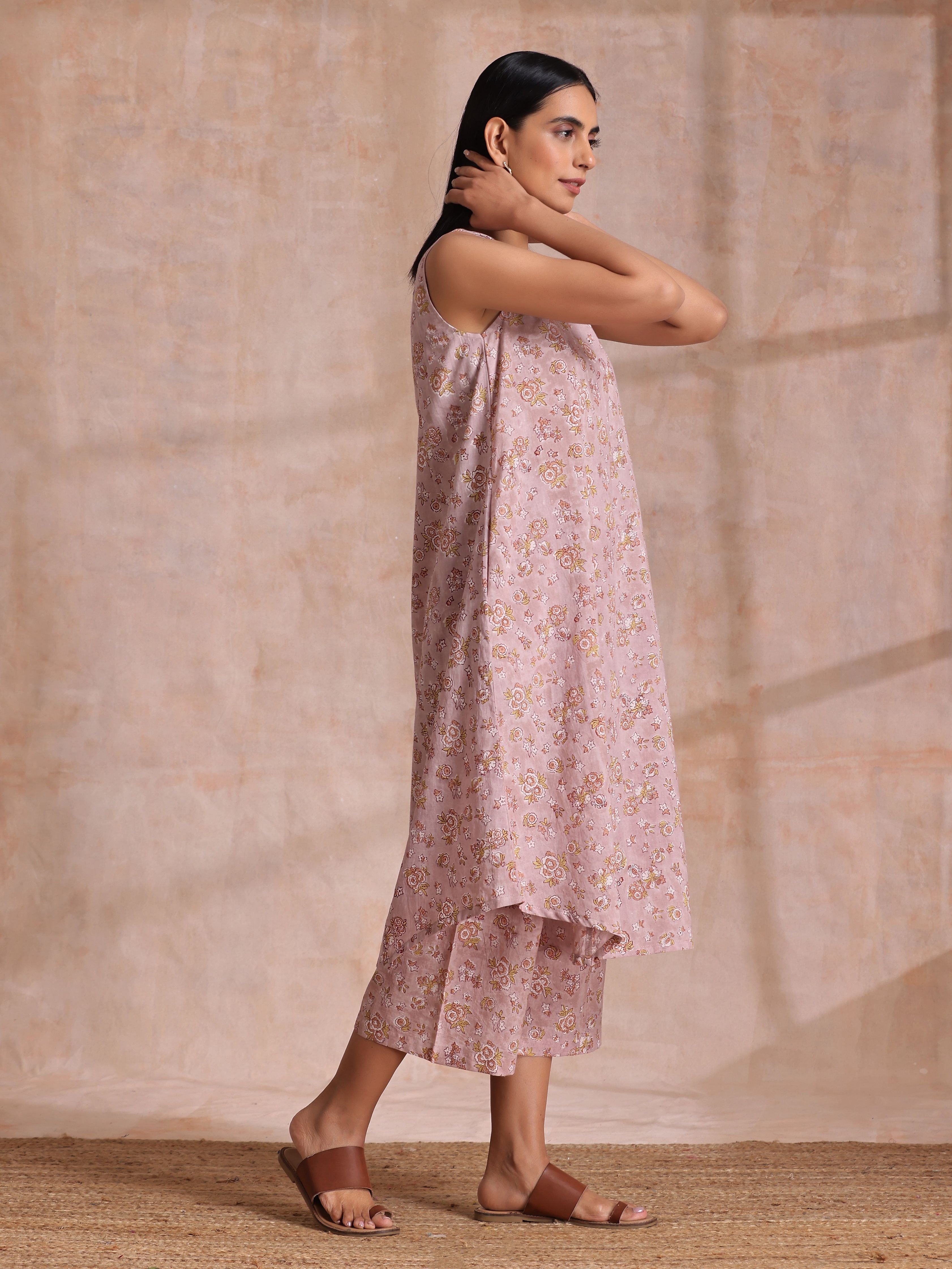trueBrowns Grey Overall Floral Block Print Cotton High-Low Co-Ord Set | Grocsy