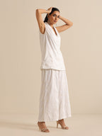 trueBrowns White Pineapple Sleeveless Jacket Pant Set | Grocsy