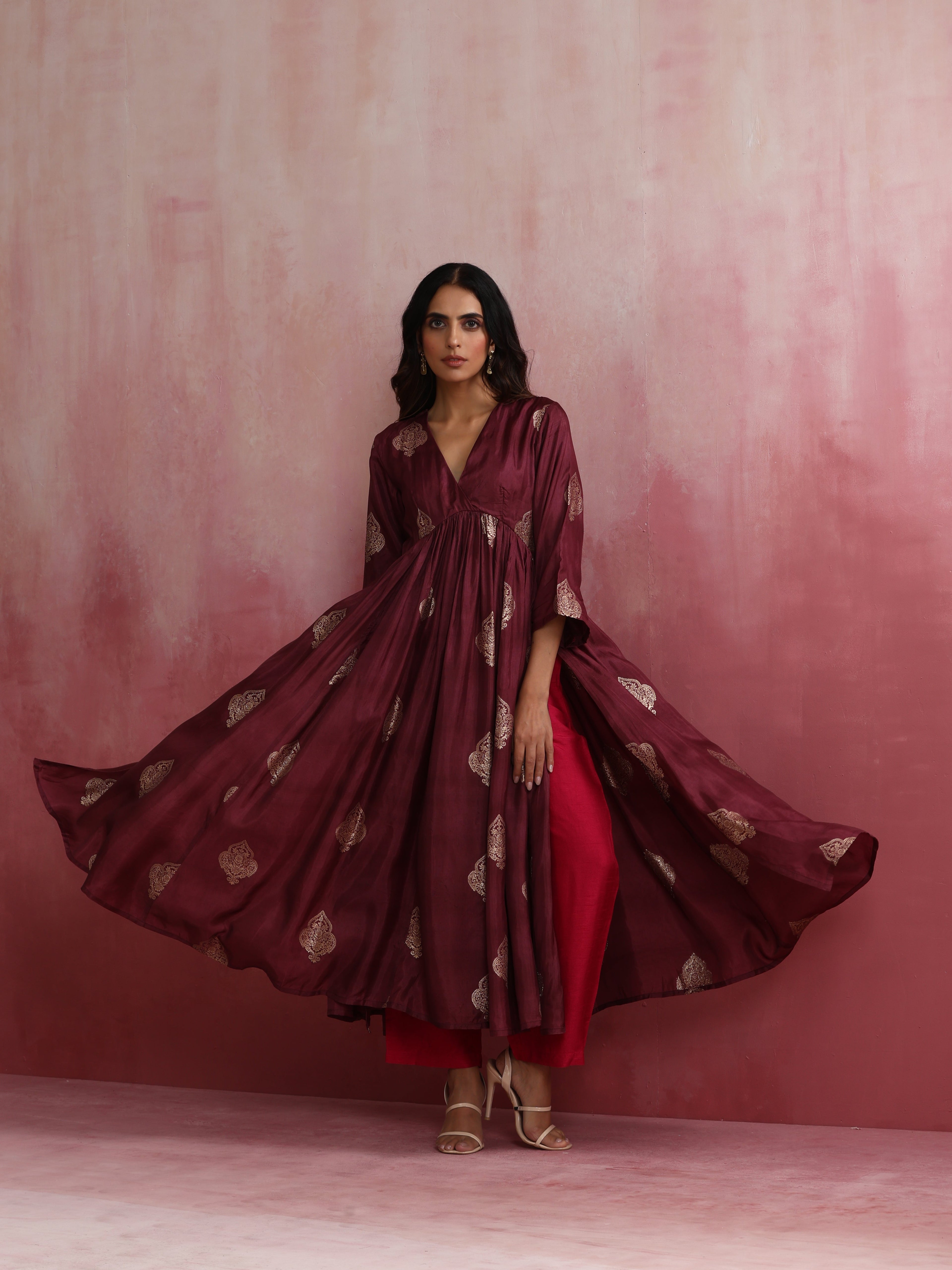 trueBrowns Purple Viscose Silk Kurta Set | Grocsy