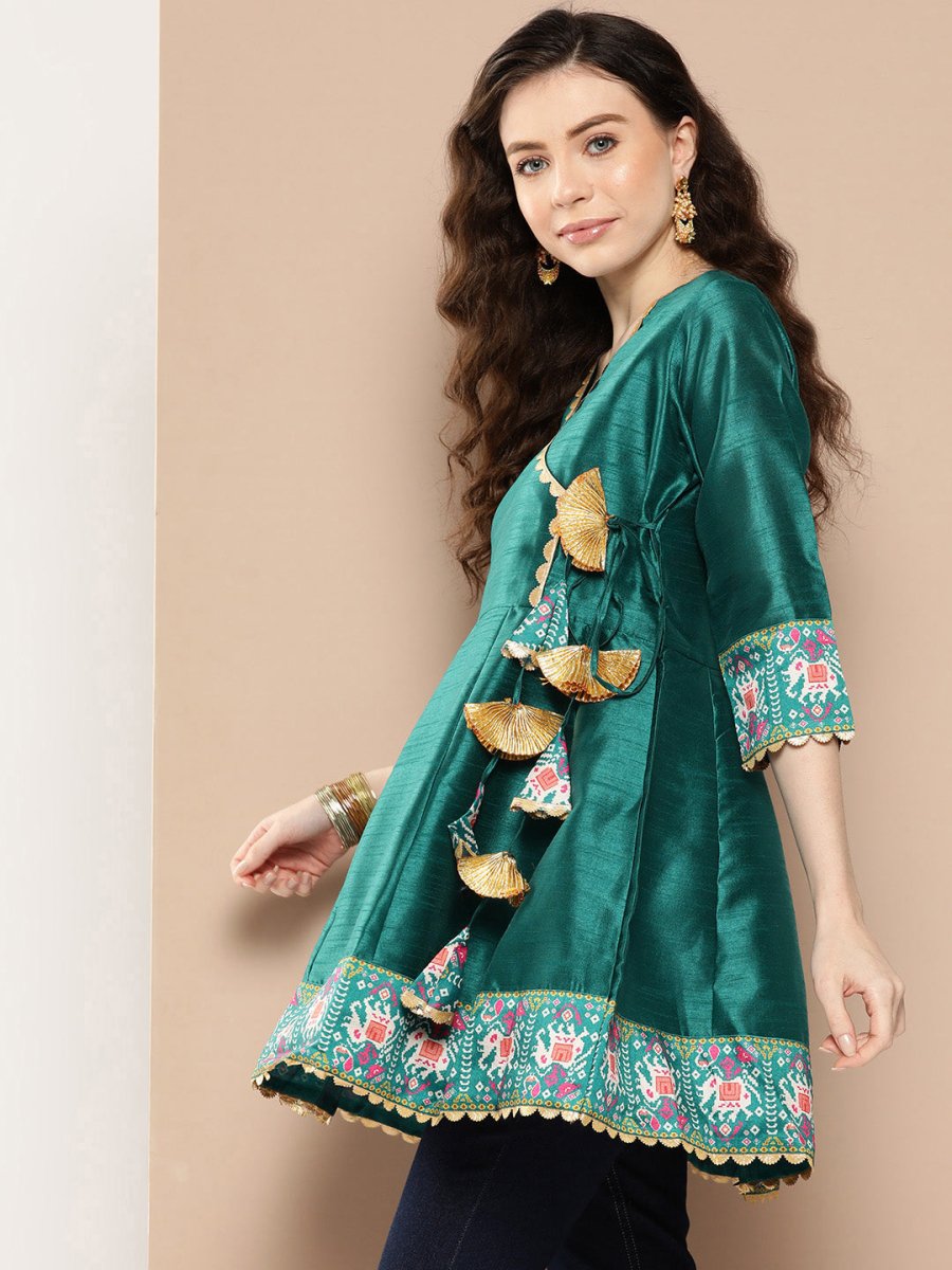 Ahalyaa Embroidered Ethnic Tunic | Grocsy