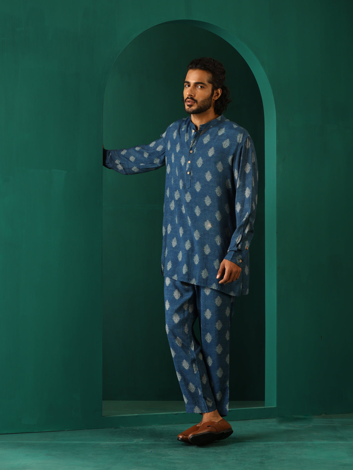 trueBrowns Men's Blue Floral Muslin Silk Printed Co-ord Set | Grocsy