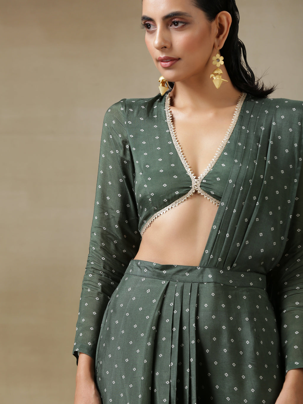 trueBrowns Dark Green Bandhani Printed Silk Full Sleeve Blouse | Grocsy