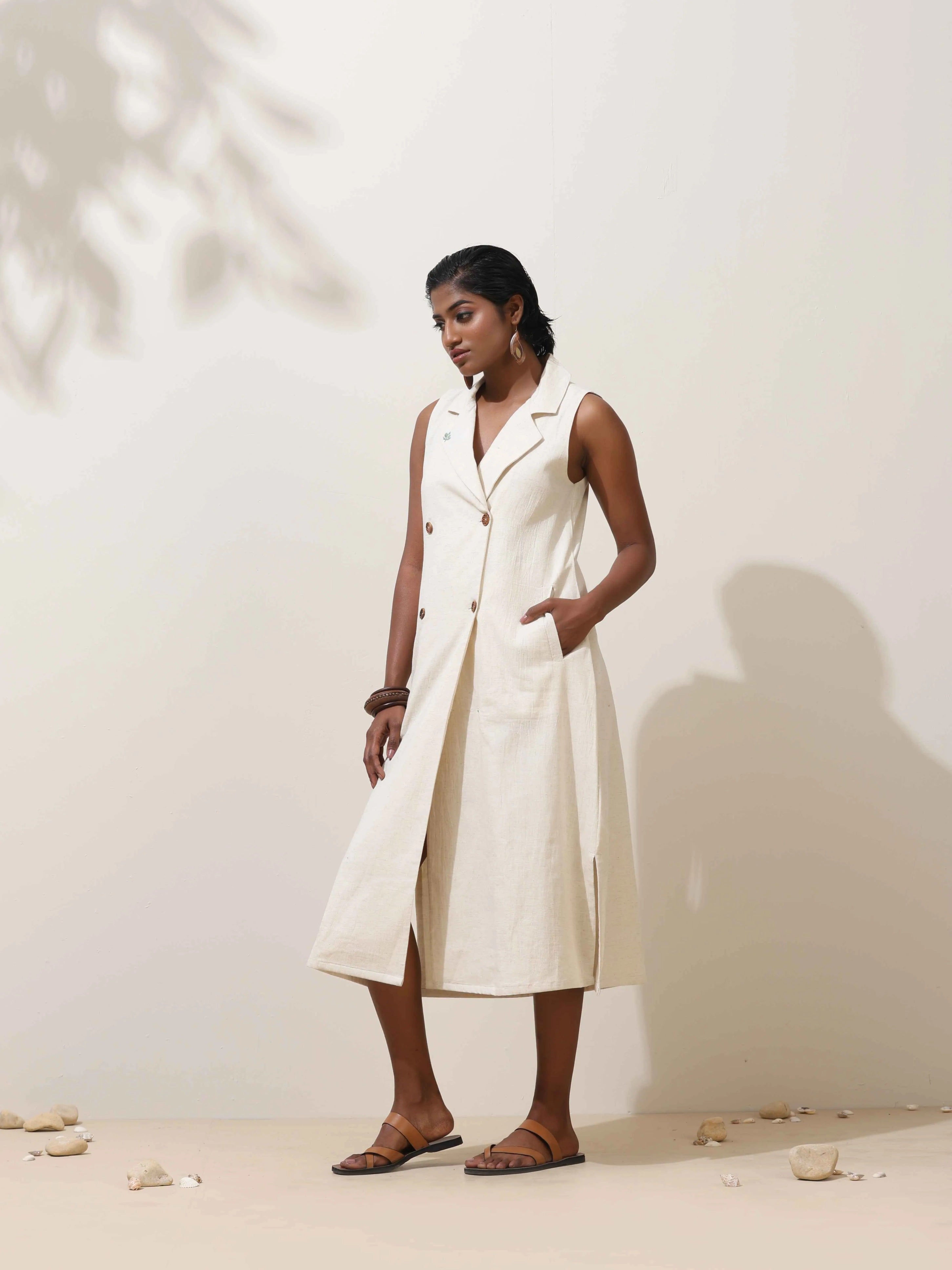 trueBrowns Off-White Cotton Linen Dress | Grocsy