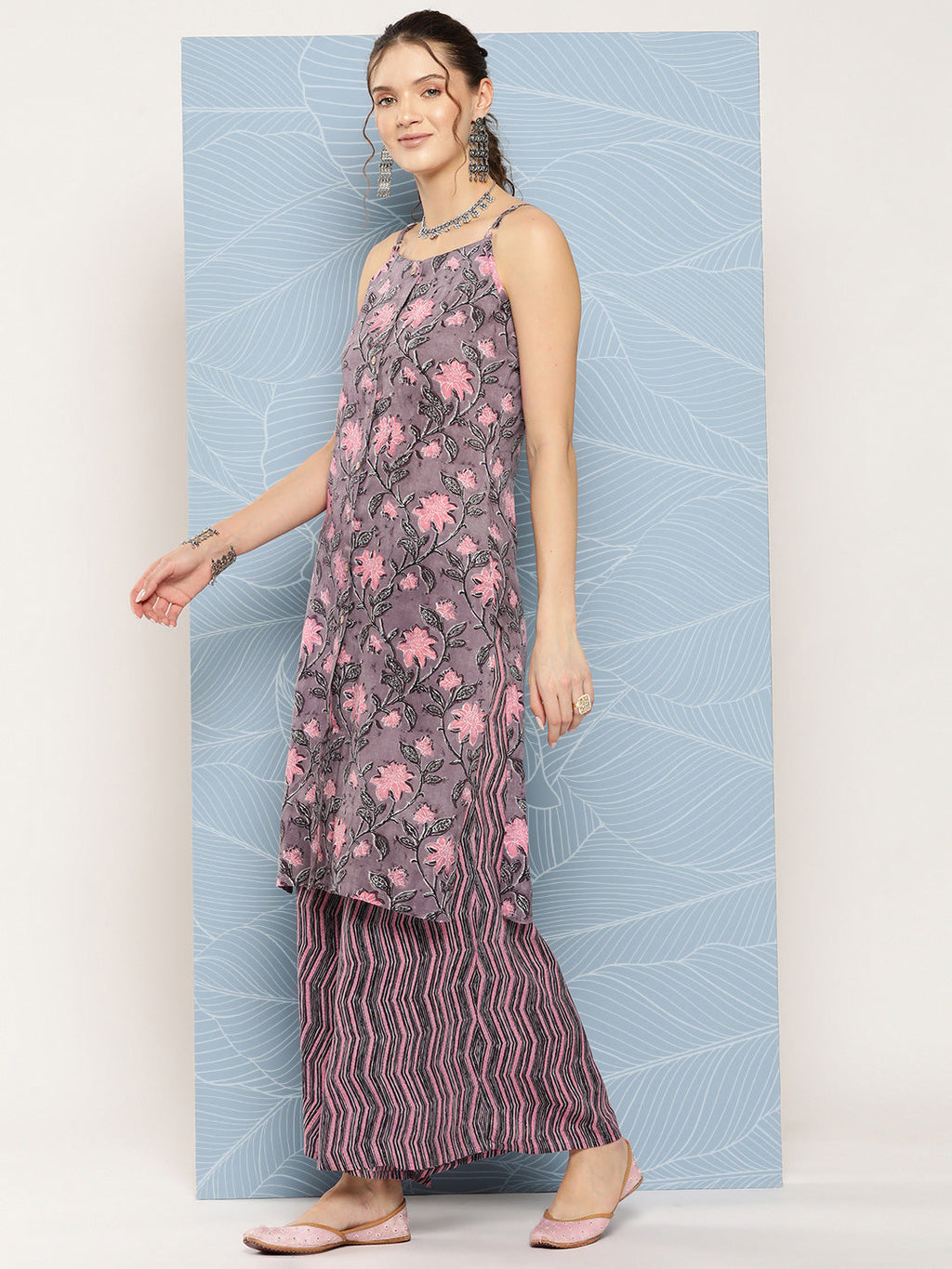 InWeave Women's Mauve Abstract Strappy Set With Dupatta | Grocsy