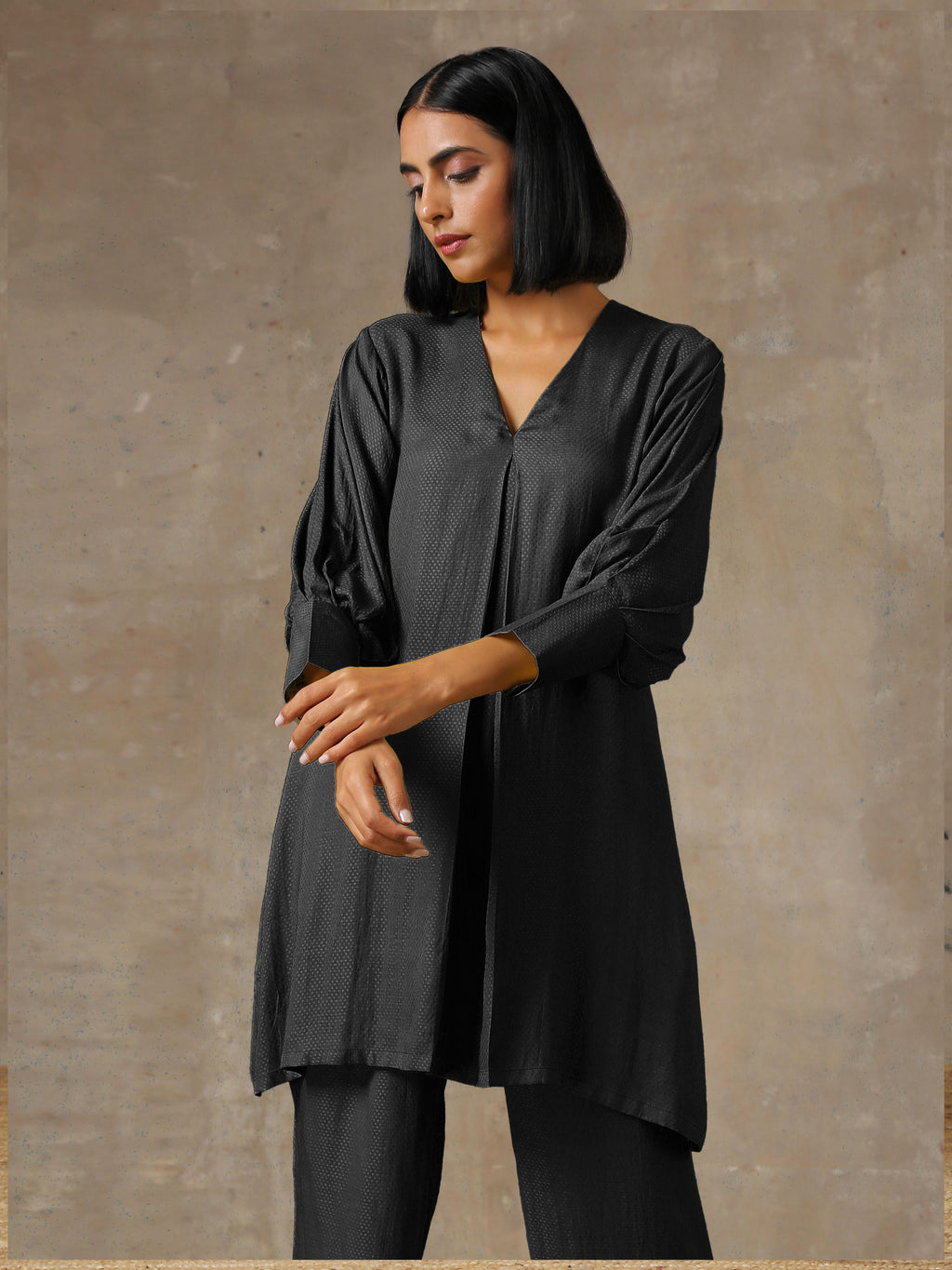 trueBrowns Black Solid Textured Co-Ord Set | Grocsy