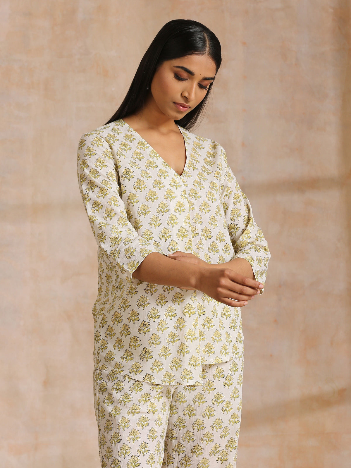 trueBrowns Green Buta On Off-White Block Print Cotton Co-Ord Set | Grocsy
