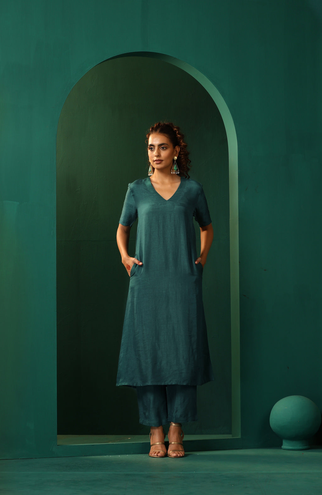 trueBrowns Blue Teal Silk Kurta Jacket Set | Grocsy