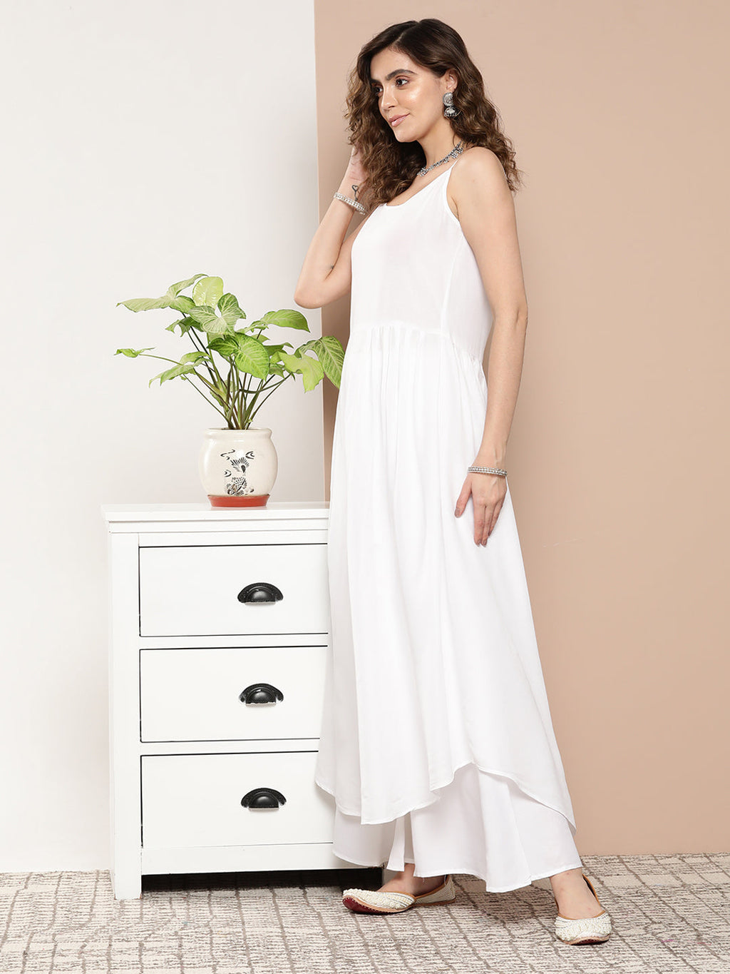 InWeave Women's Cream Strappy With Blue White Chintz Organza Cape | Grocsy