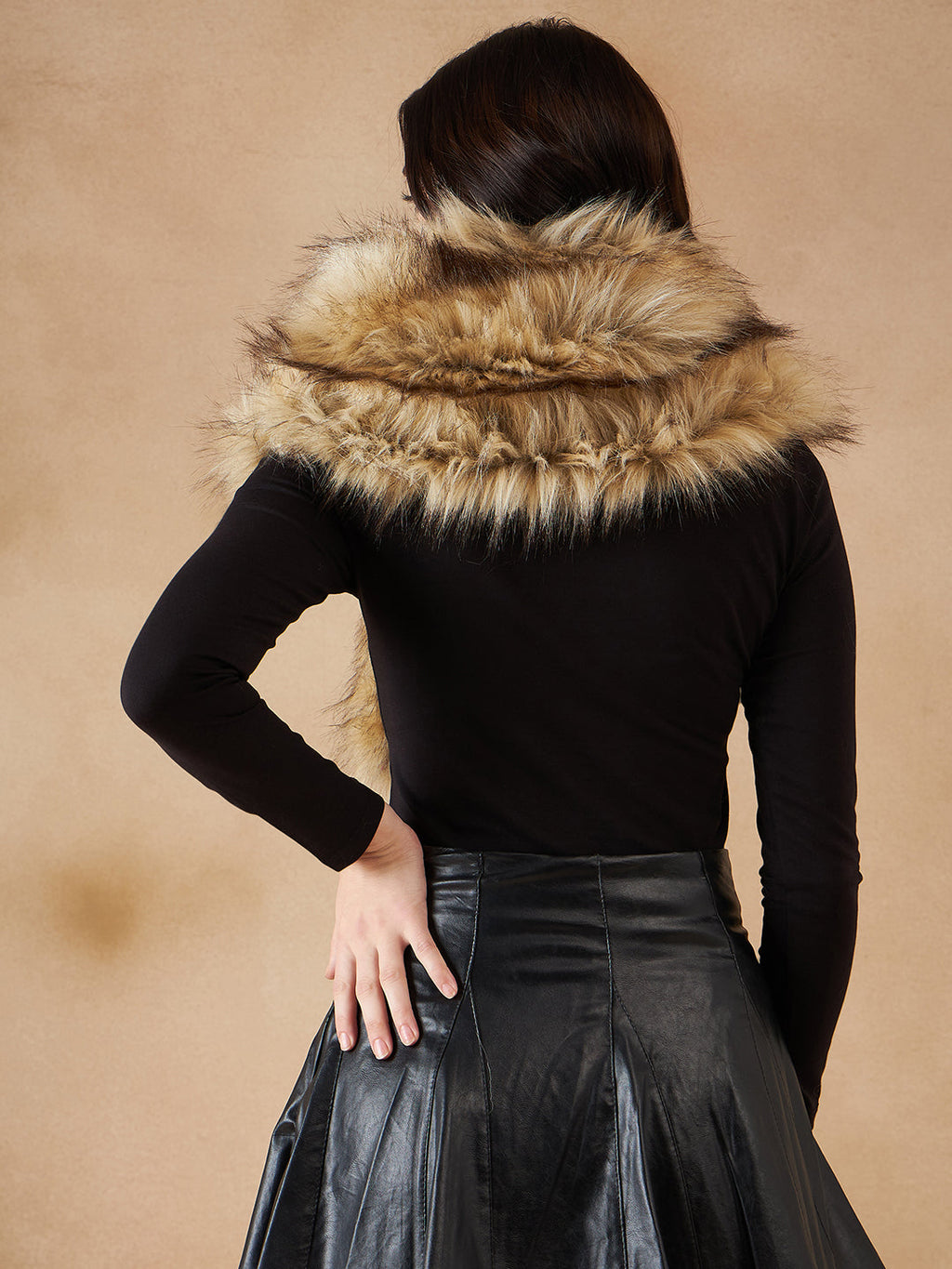 InWeave Women's Cat Print Faux Fur Neck Warmer | Grocsy