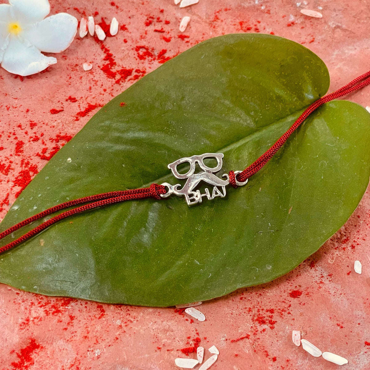 trueBrowns Sterling Silver Chashmish Bhai Thread Rakhi | Grocsy