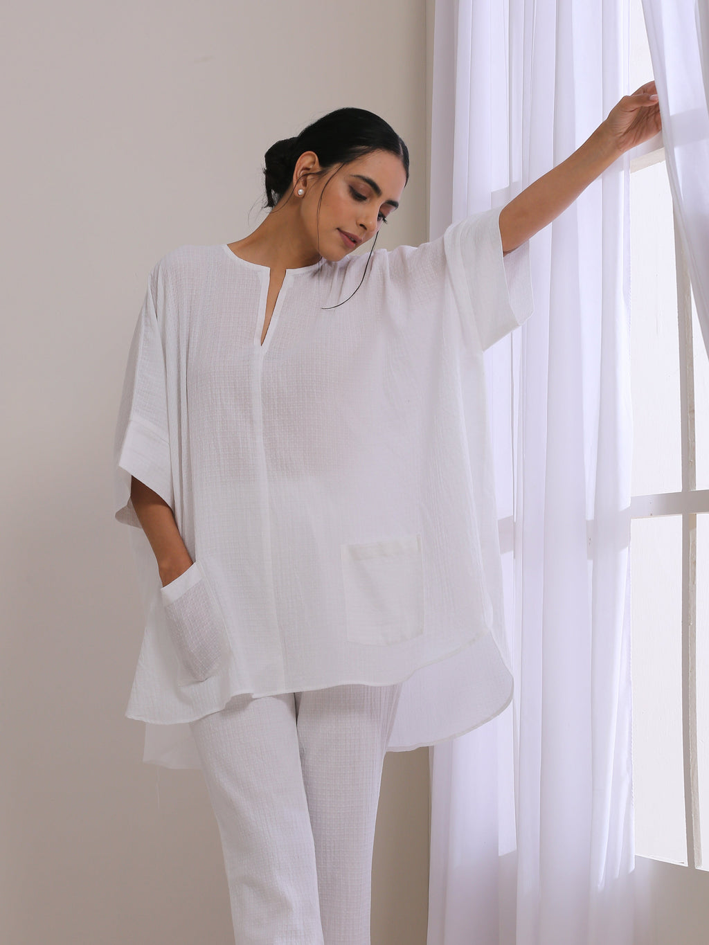 trueBrowns White Dobby Boxy Fit High Low Co-Ord Set | Grocsy