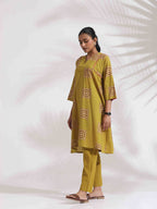 trueBrowns Green Cotton Print Kimono Sleeves Kurta Co-ord Set | Grocsy