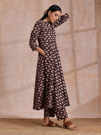 trueBrowns Black Floral Bagru Print Cotton Flared Kurta Pant Set | Grocsy