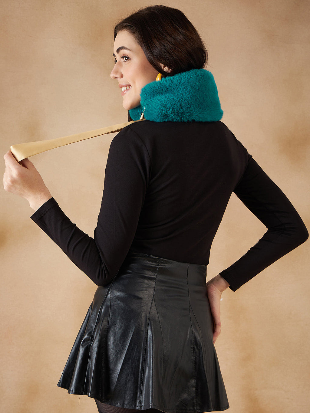InWeave Women's Cyan Blue Fur Neckpiece | Grocsy