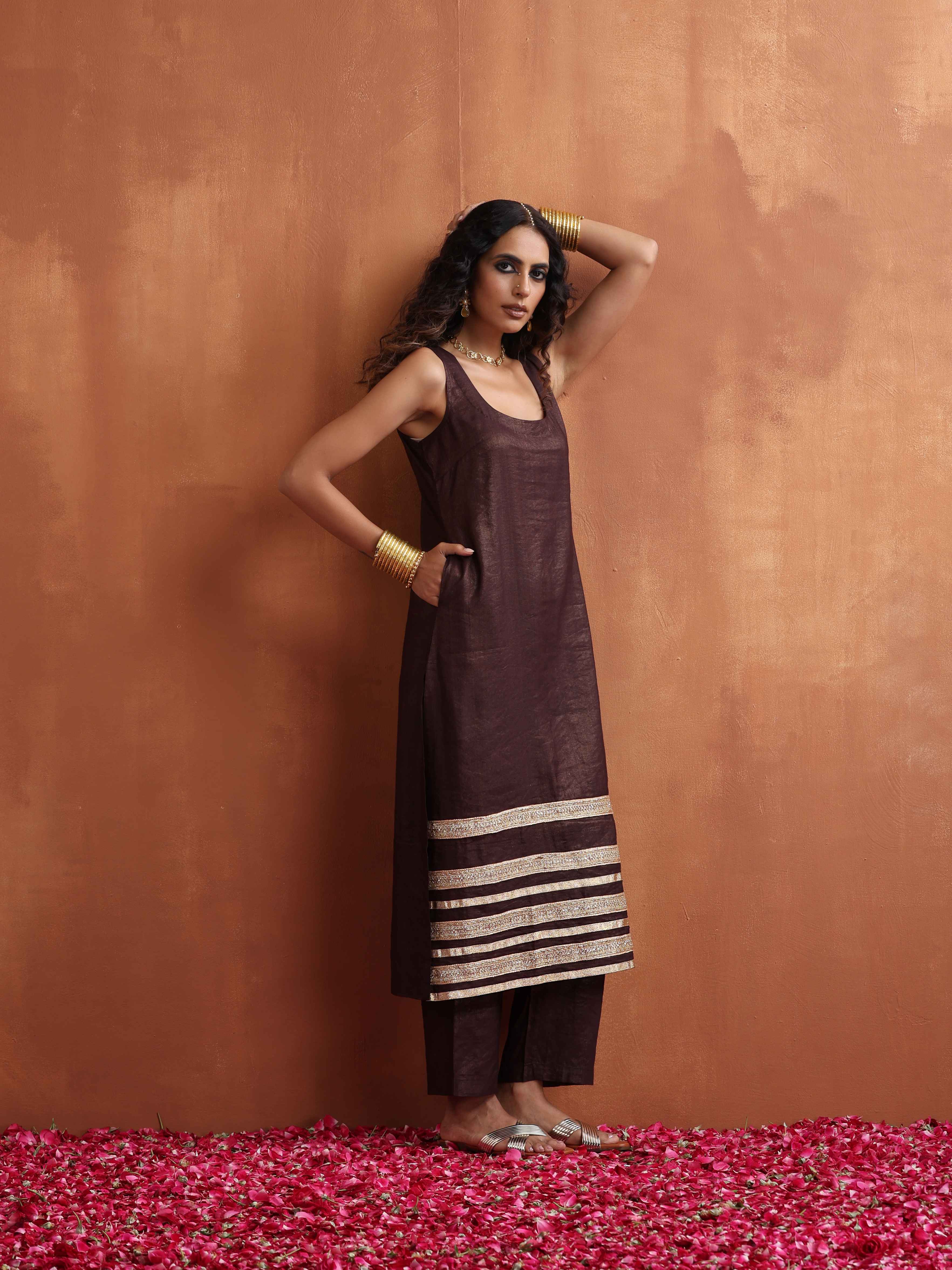 trueBrowns Brown Metallic Straight Kurta Set | Grocsy