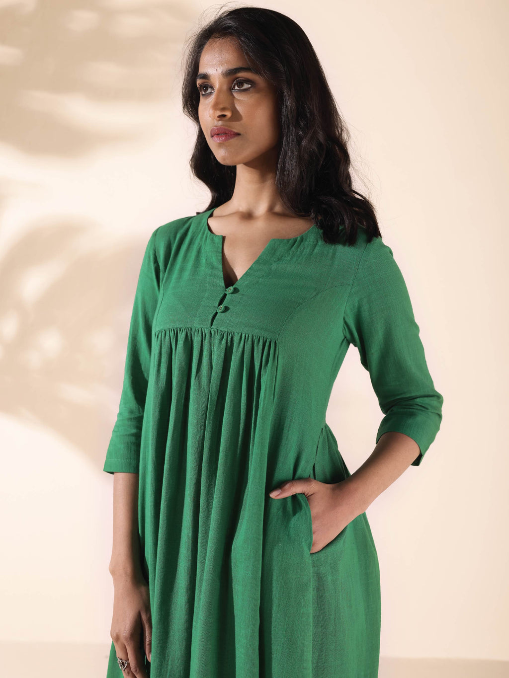 trueBrowns Green Cotton Long Kurta Pant Set | Grocsy