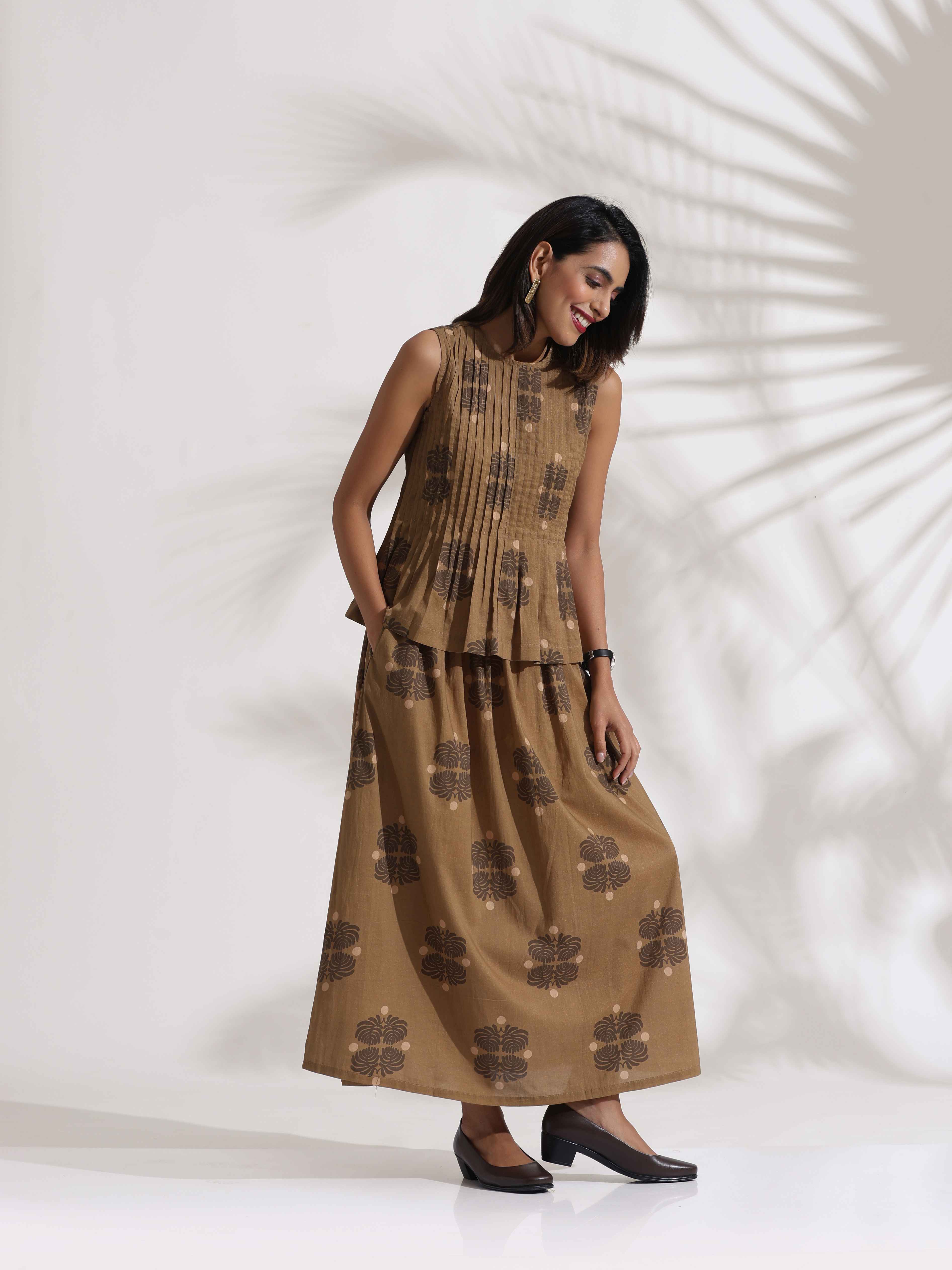trueBrowns Beige Cotton Skirt Co-ord Set | Grocsy