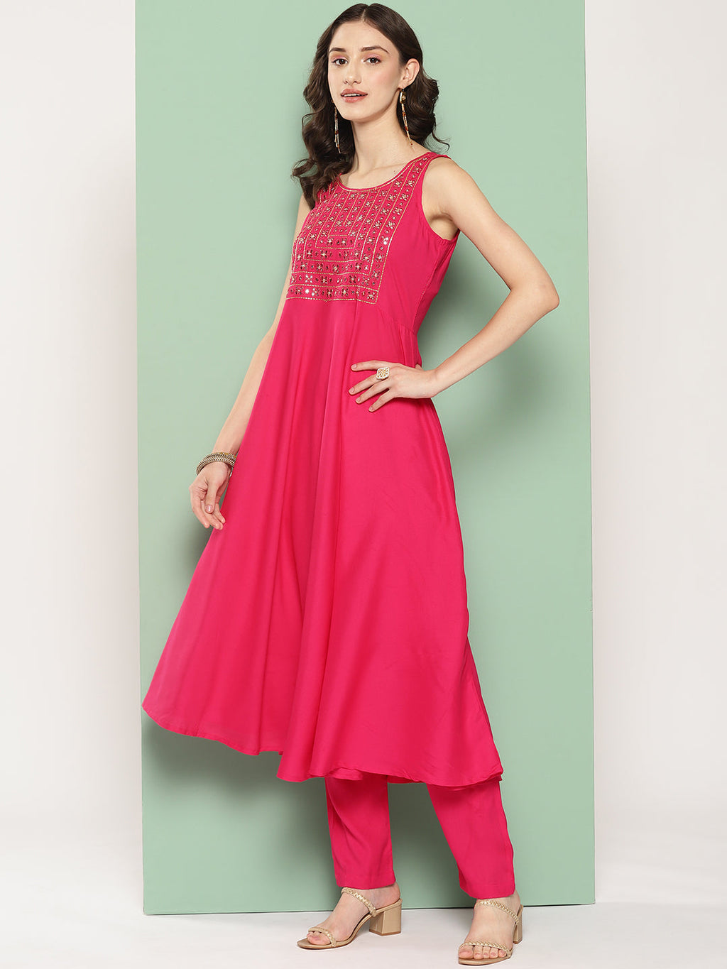 InWeave Women's Fuchsia Mirror Work Strappy Set W Square Bandhani Print Silk Dup | Grocsy