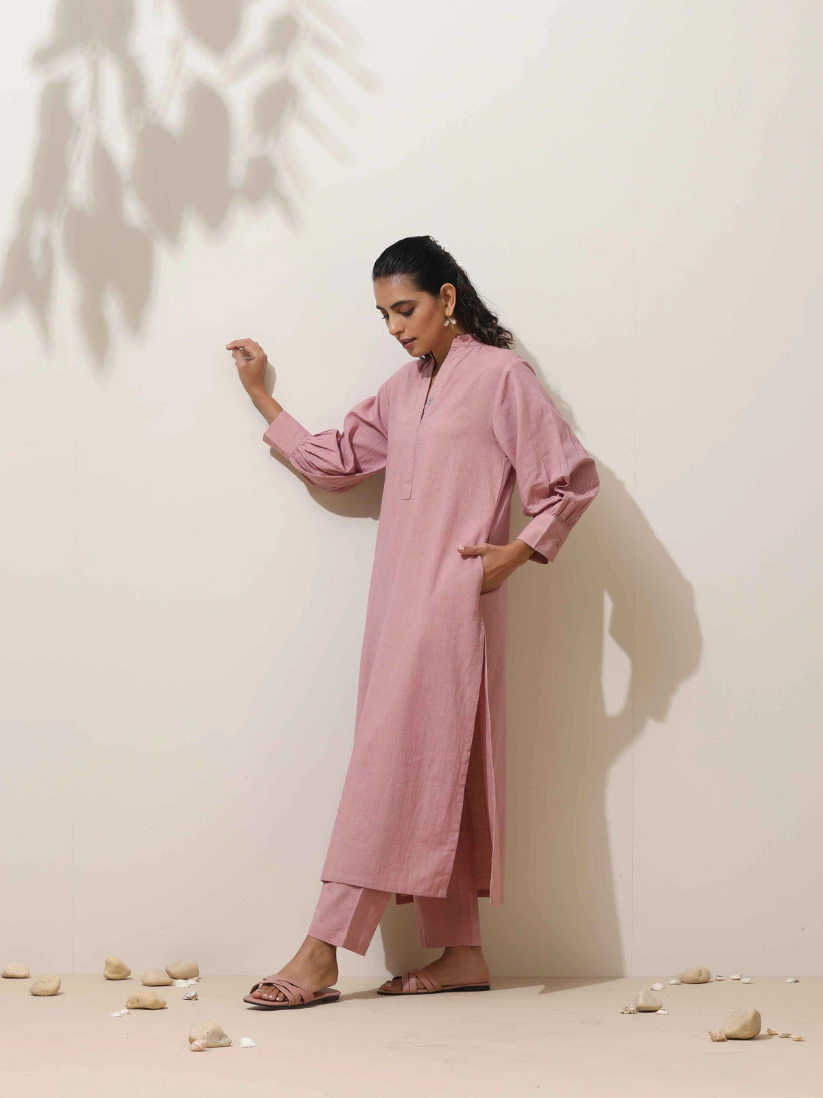 trueBrowns Pink Cotton Linen Kurta Pant Set | Grocsy