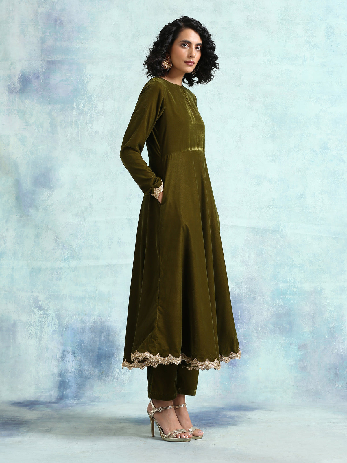 trueBrowns Mehandi Velvet Anarkali Kurta | Grocsy