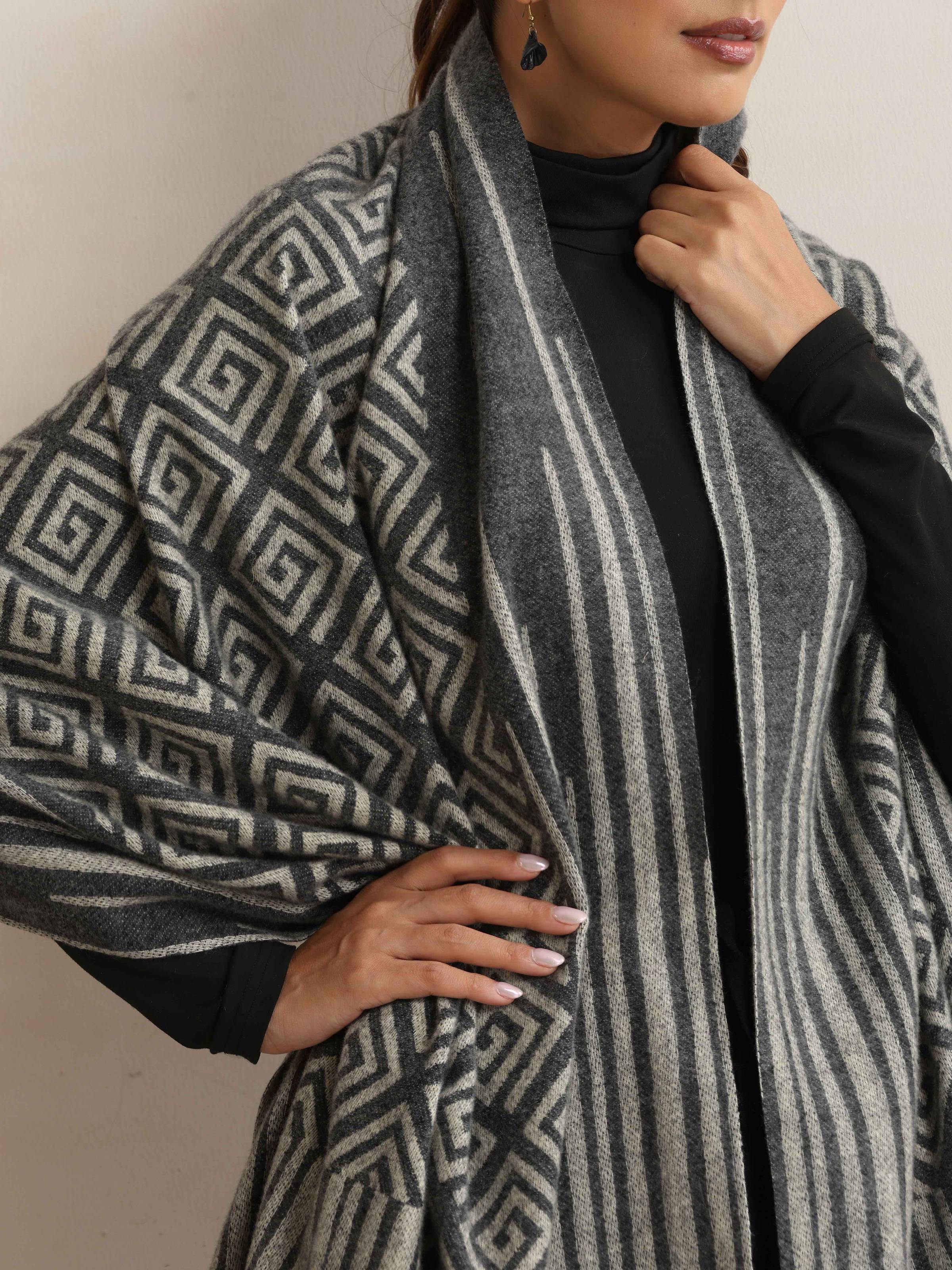 trueBrowns Charcoal Geometric Woollen Stole | Grocsy