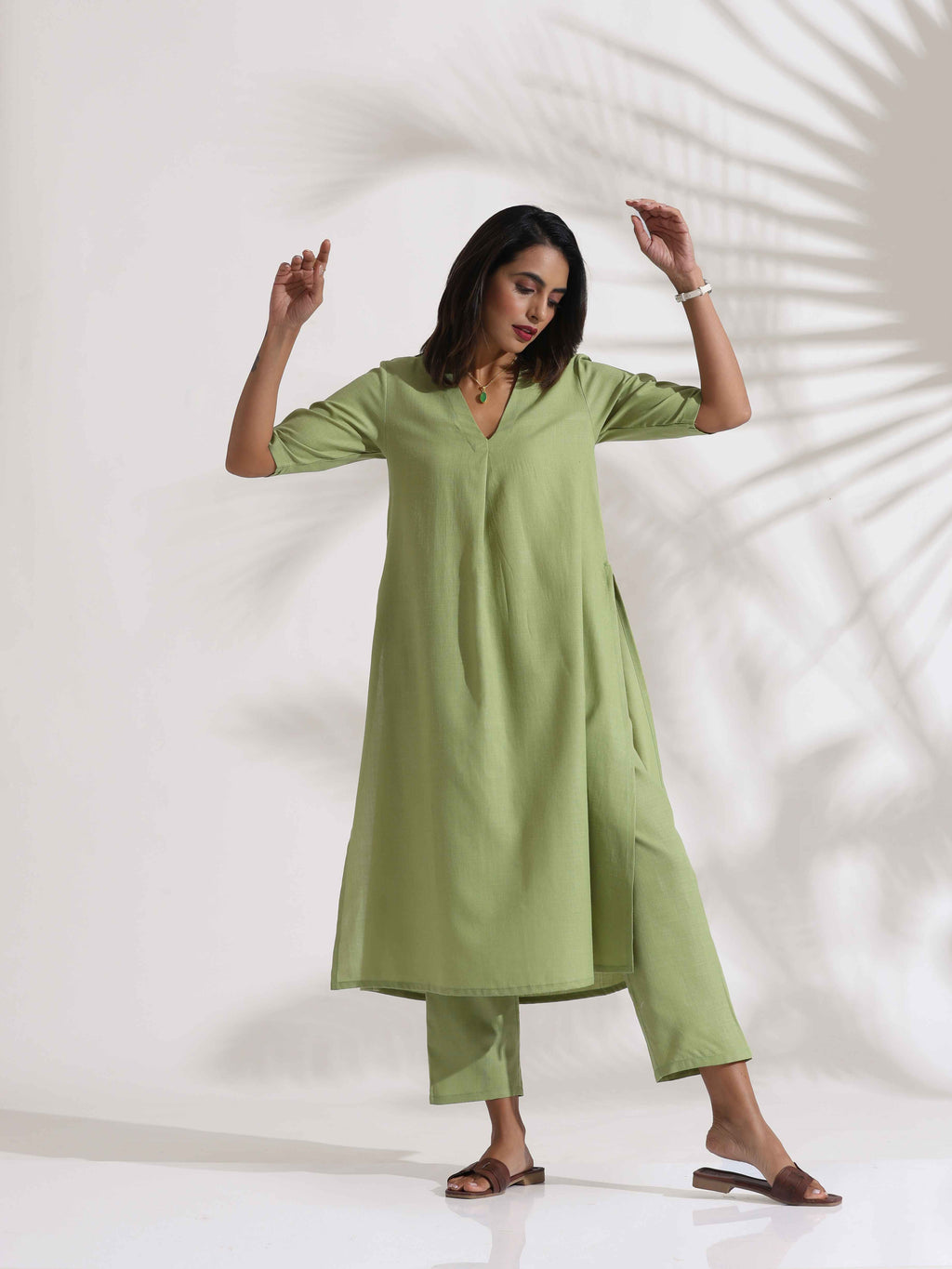 trueBrowns Green Slub Kurta Set | Grocsy
