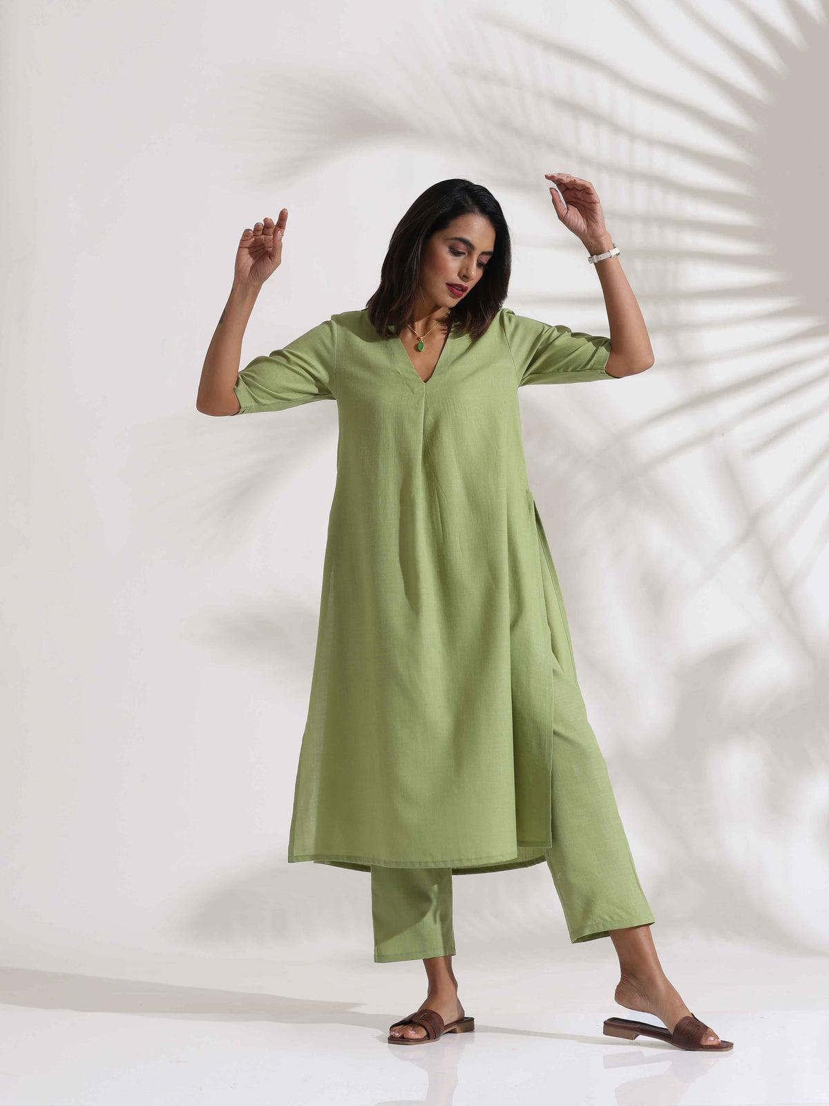 trueBrowns Green Slub Kurta Set | Grocsy