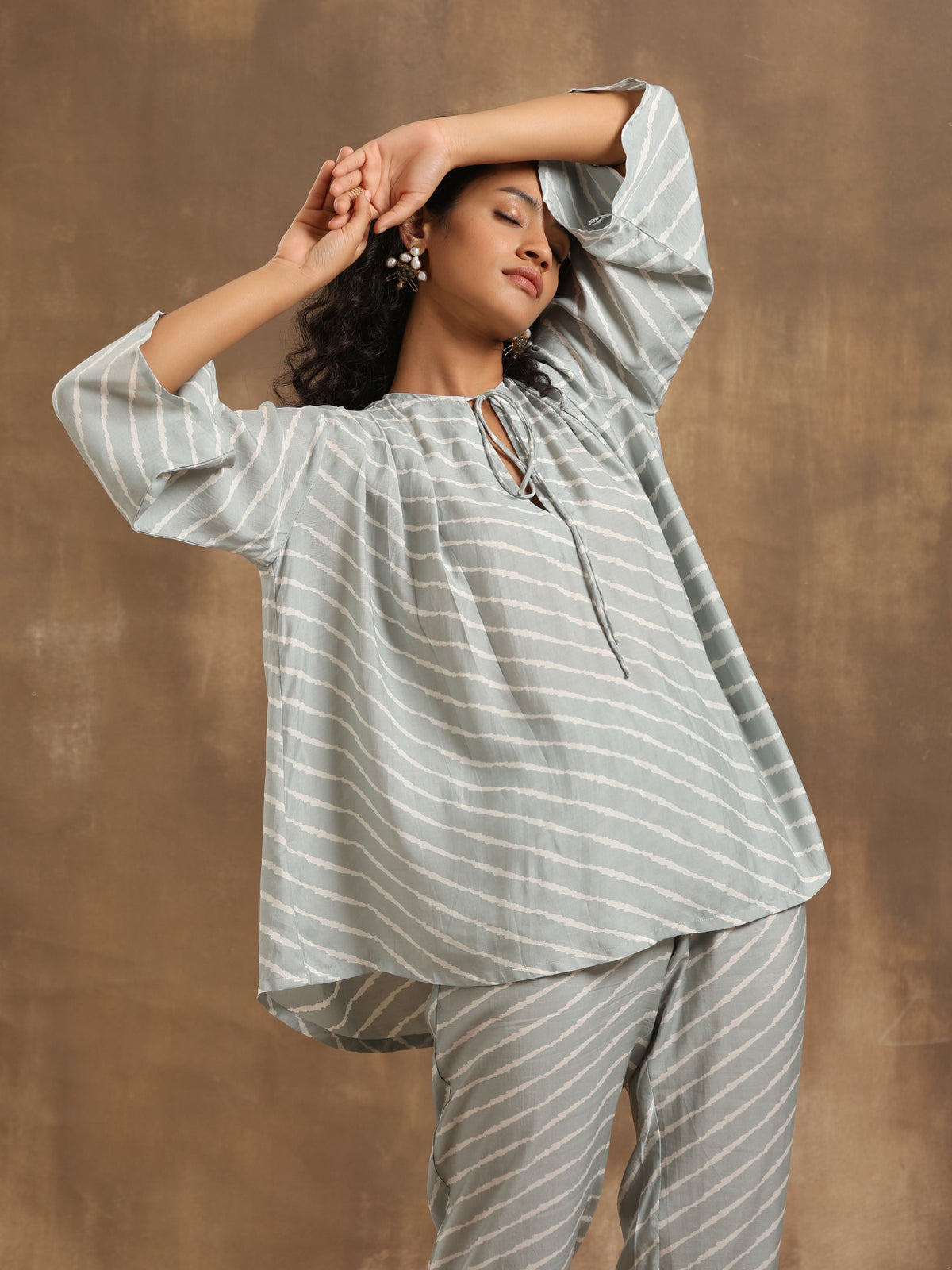 trueBrowns Grey Lehariya Printed Silk Co-Ord Set | Grocsy