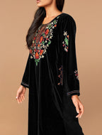 trueBrowns Black Velvet Embroidered Kurta Set | Grocsy