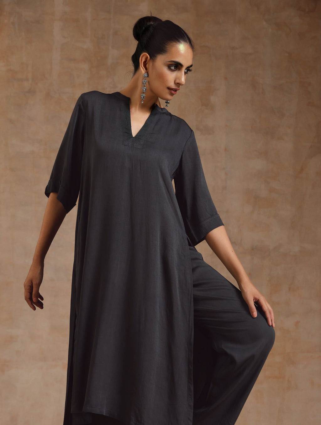trueBrowns Grey Modal Satin High-Low Relax Kurta Set | Grocsy