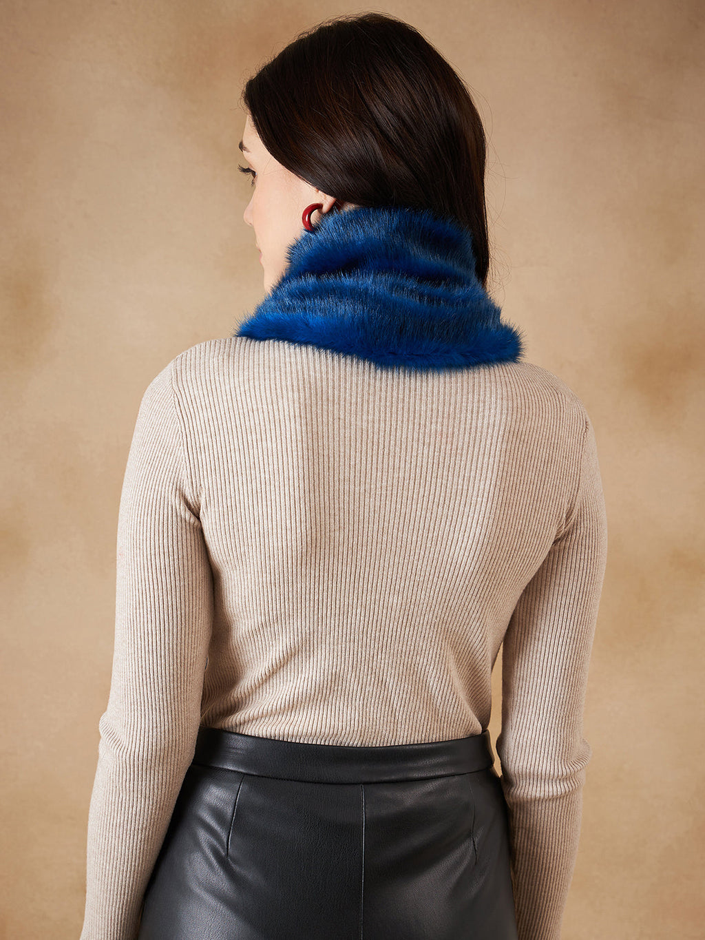 InWeave Women's Royal Blue Faux Fur Neck Warmer | Grocsy