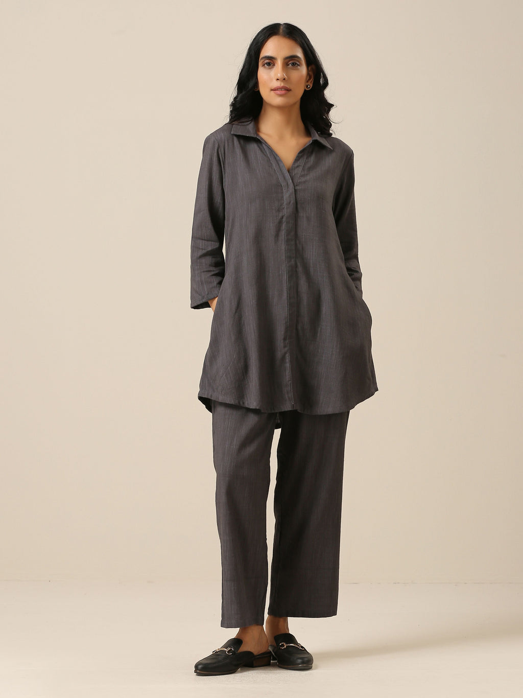 trueBrowns Slate Grey Slub Texture Collar Short Co-Ord Set | Grocsy
