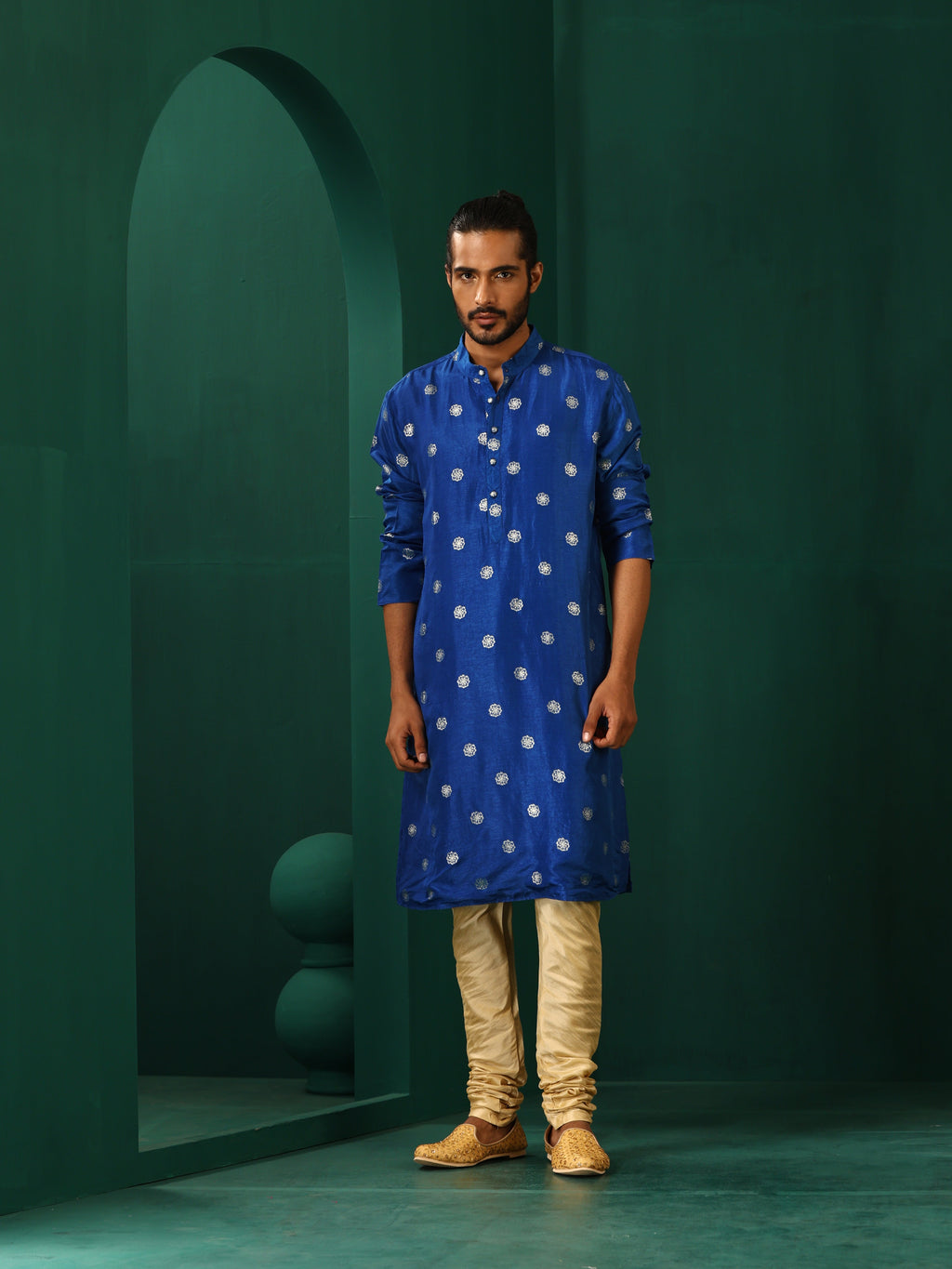 trueBrowns Men's Royal Blue Geometric Floral Viscose Silk Long Kurta | Grocsy