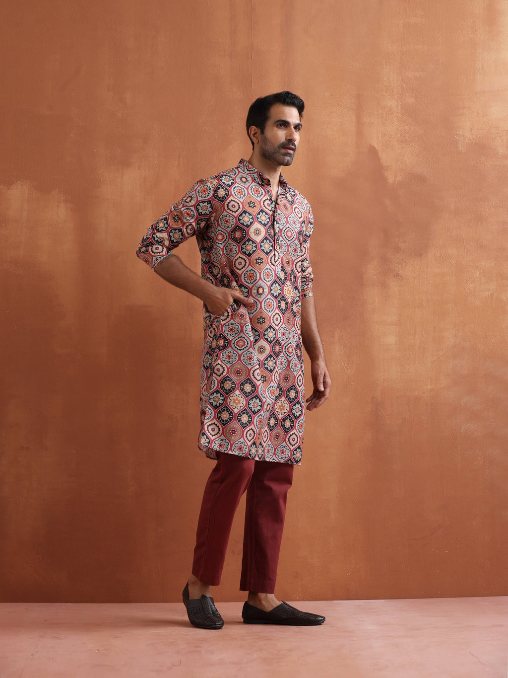 trueBrowns Men's Rust Geometric Printed Kurta | Grocsy