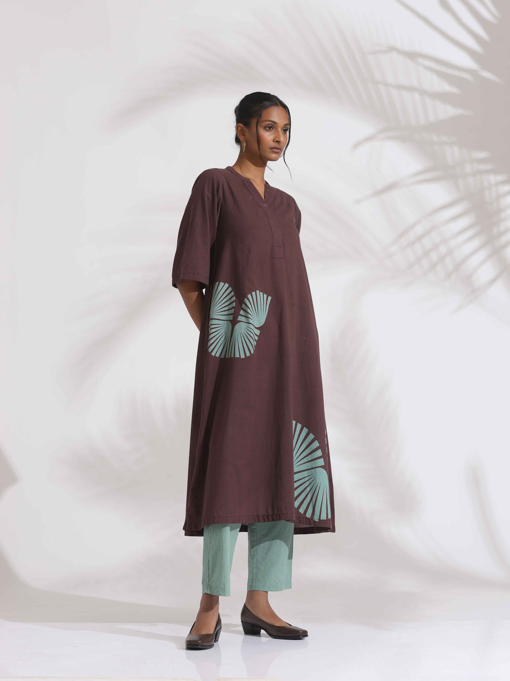 trueBrowns Cola Cotton Print Flared Kurta Set | Grocsy