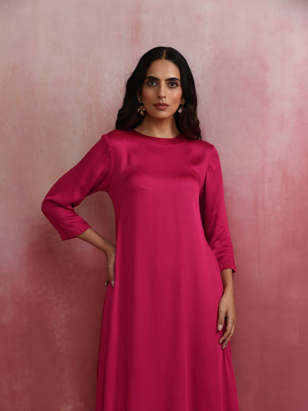 trueBrowns Magenta Highlow Modal Kurta Set | Grocsy