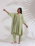 trueBrowns Green Cotton Floral Embroidered Kurta Co-ord Set | Grocsy