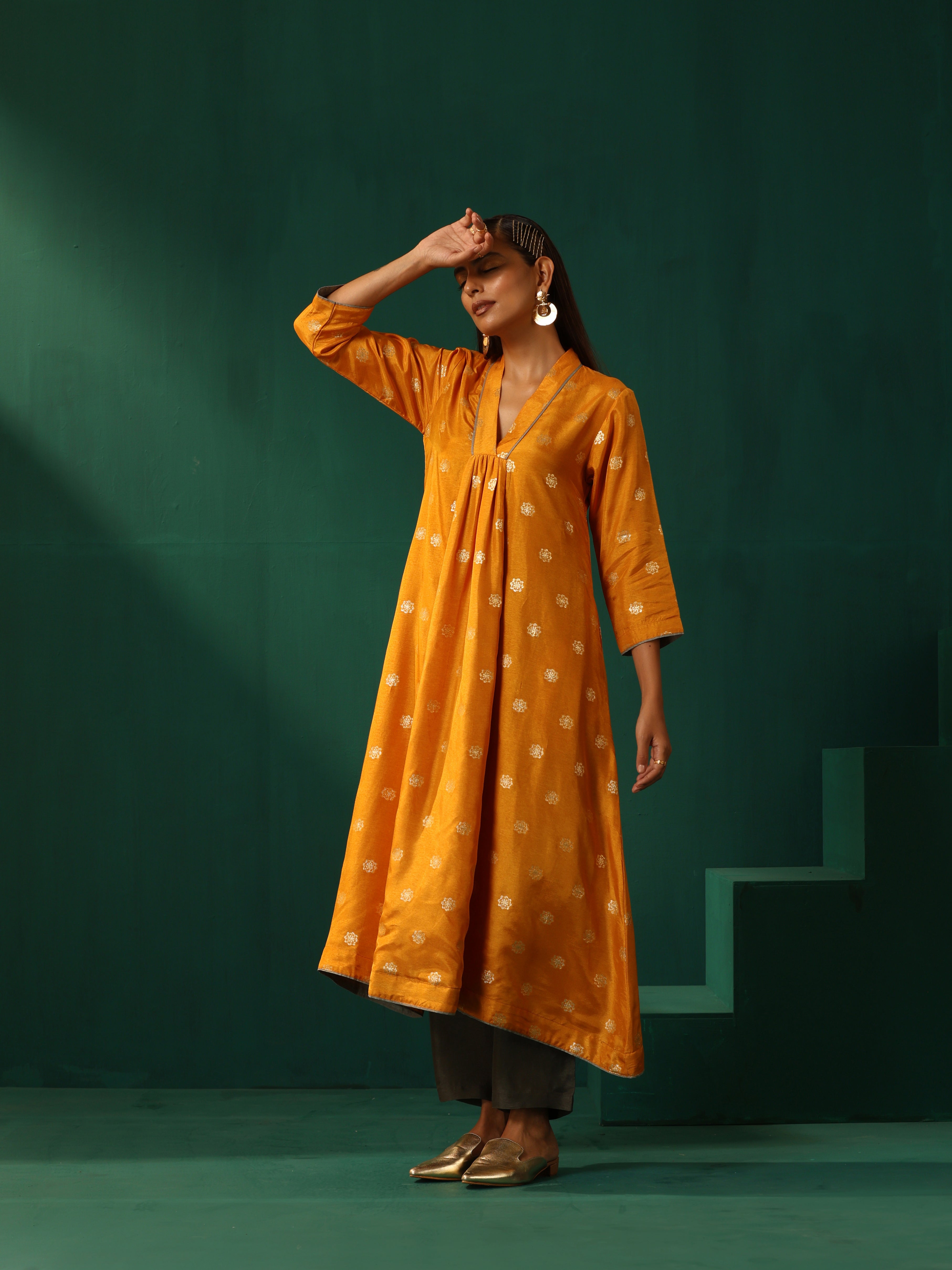 trueBrowns Mustard Geometric Floral Viscose Silk Front Gathered Kurta Pant Set | Grocsy