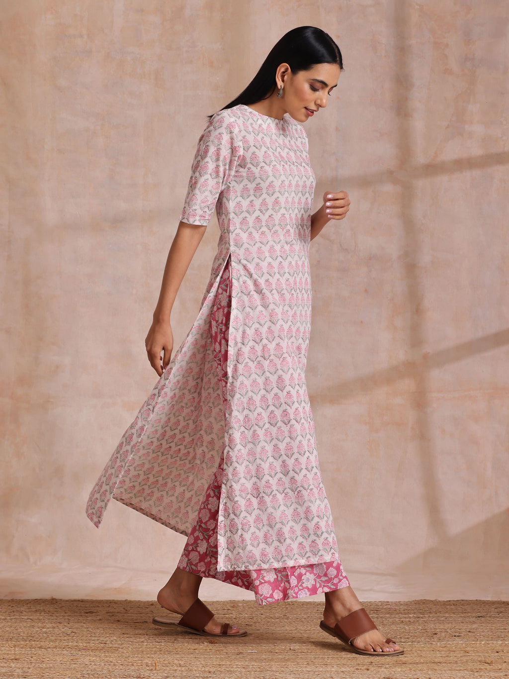 trueBrowns Pink Green Floral On White Block Print Cotton Slit Kurta Pant Set | Grocsy