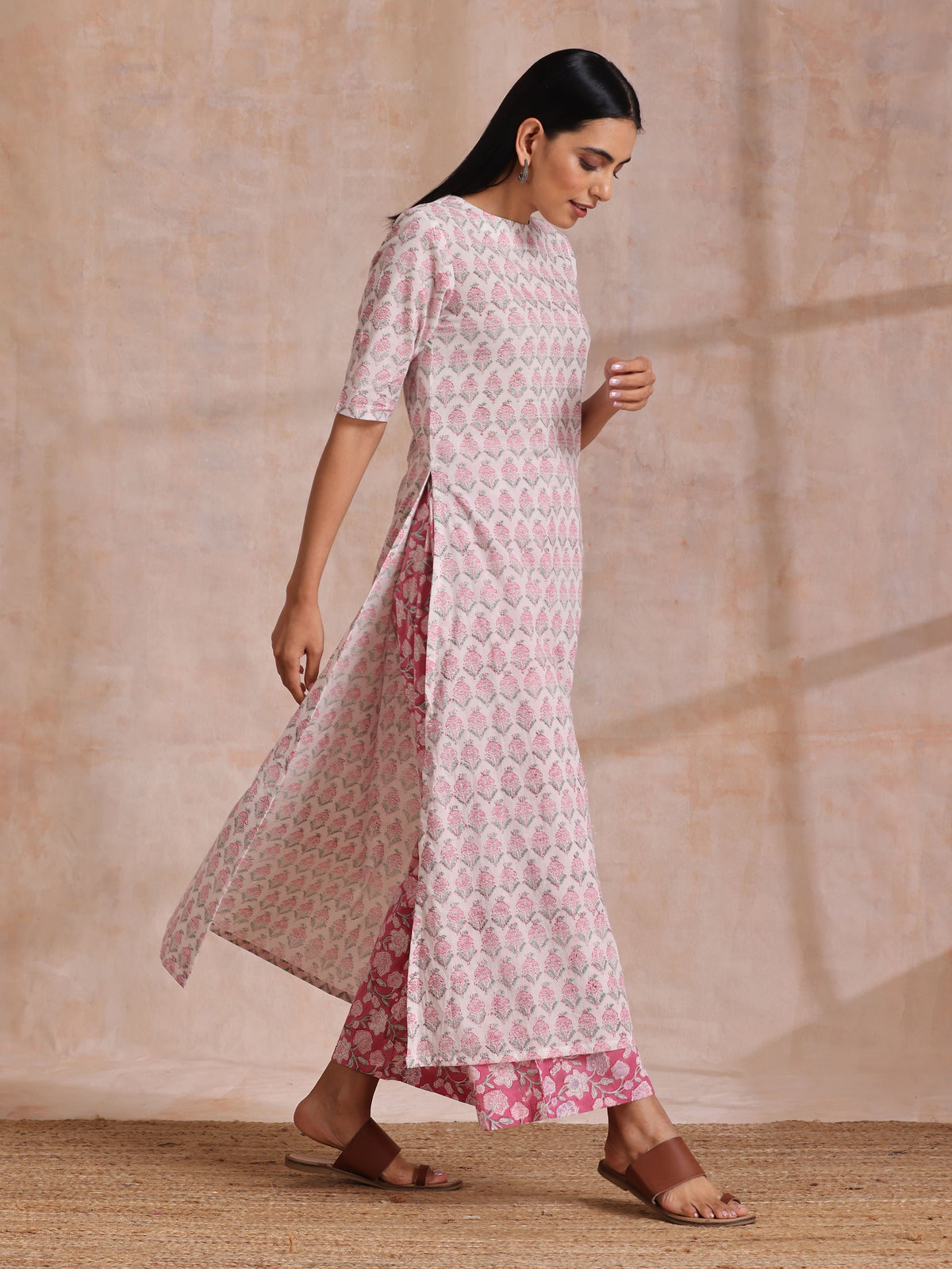 trueBrowns Pink Green Floral On White Block Print Cotton Slit Kurta Pant Set | Grocsy