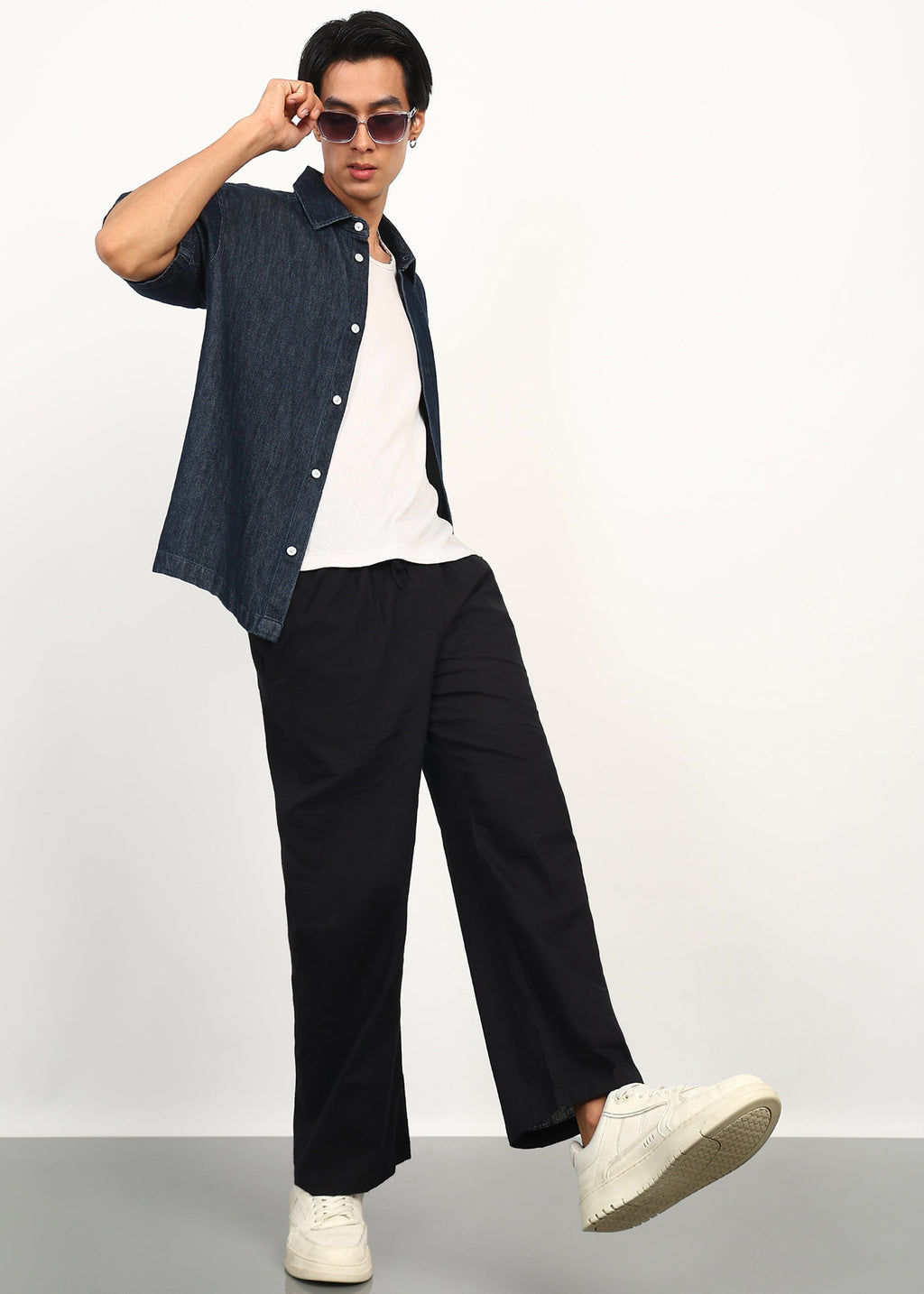 Fabmade Noir Linen Trousers | Grocsy