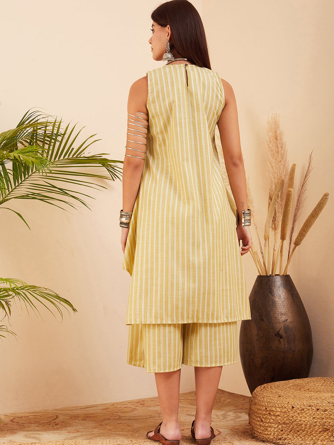 InWeave Women's Light Yellow Lurex Kantha Mandarin Neck Kurta Palazzo Set | Grocsy