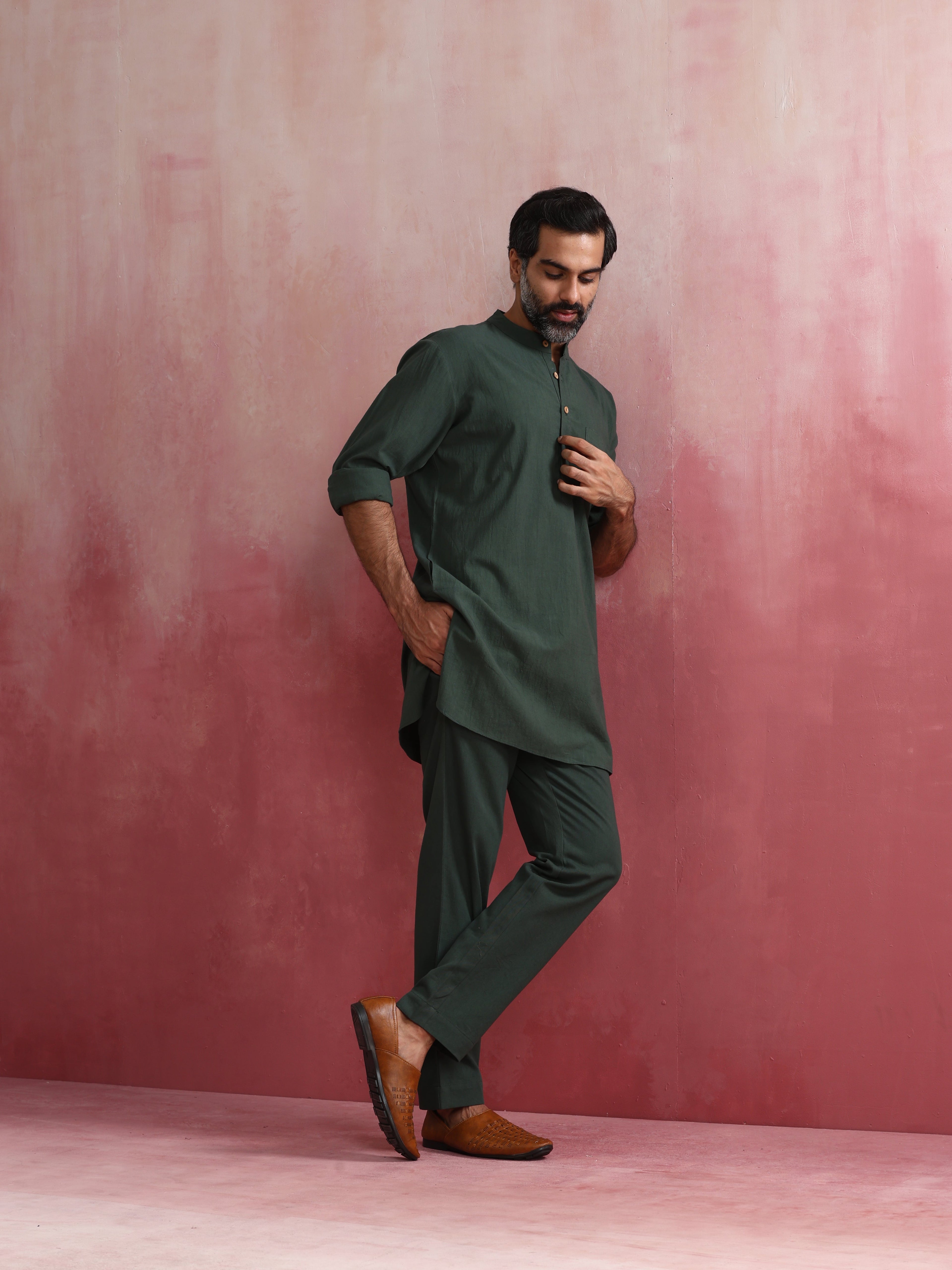 trueBrowns Men's Green Cotton Mandarin Collar Kurta Co-ord set | Grocsy