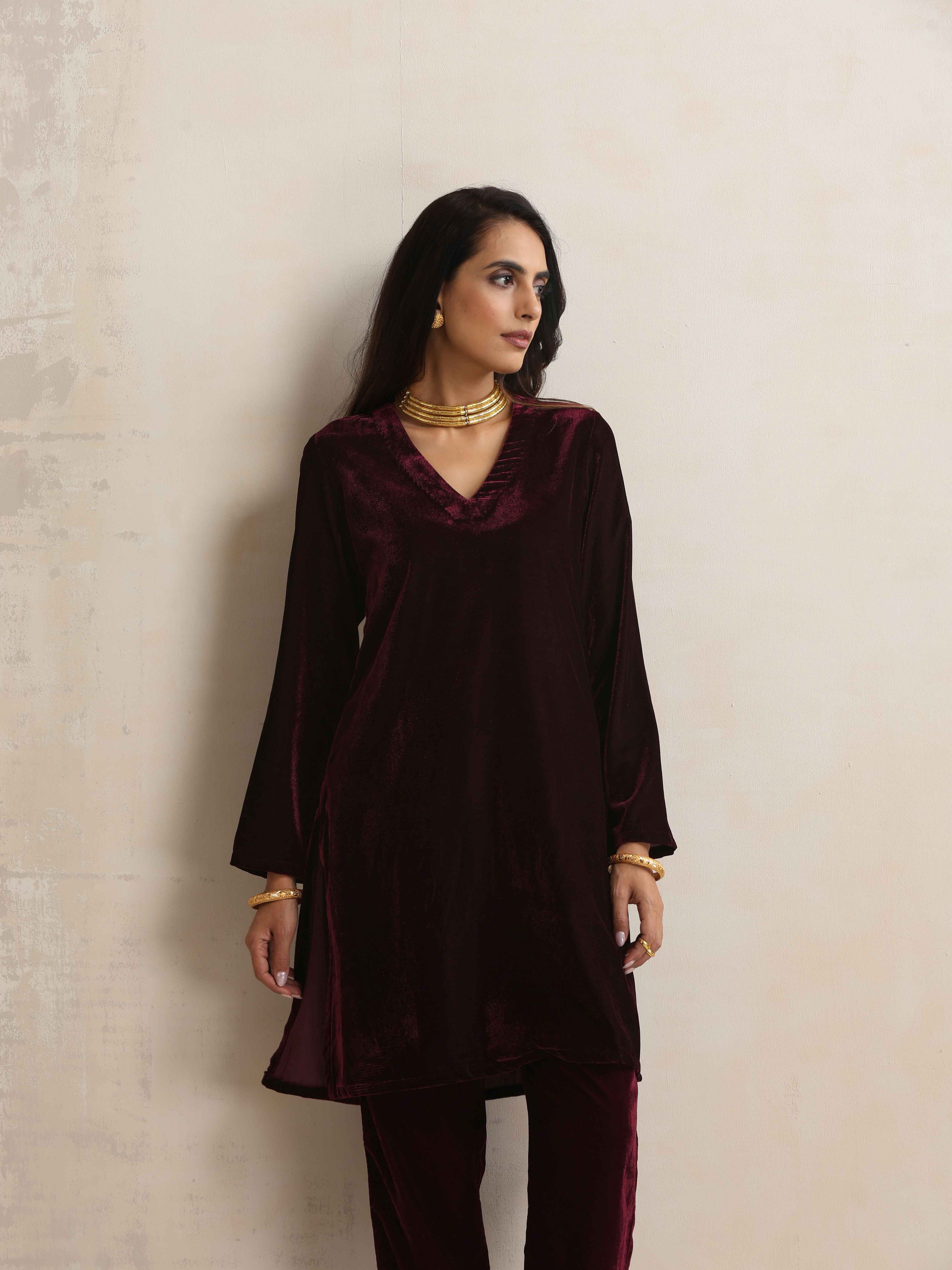trueBrowns Purple Velvet Kurta Co-ord Set | Grocsy