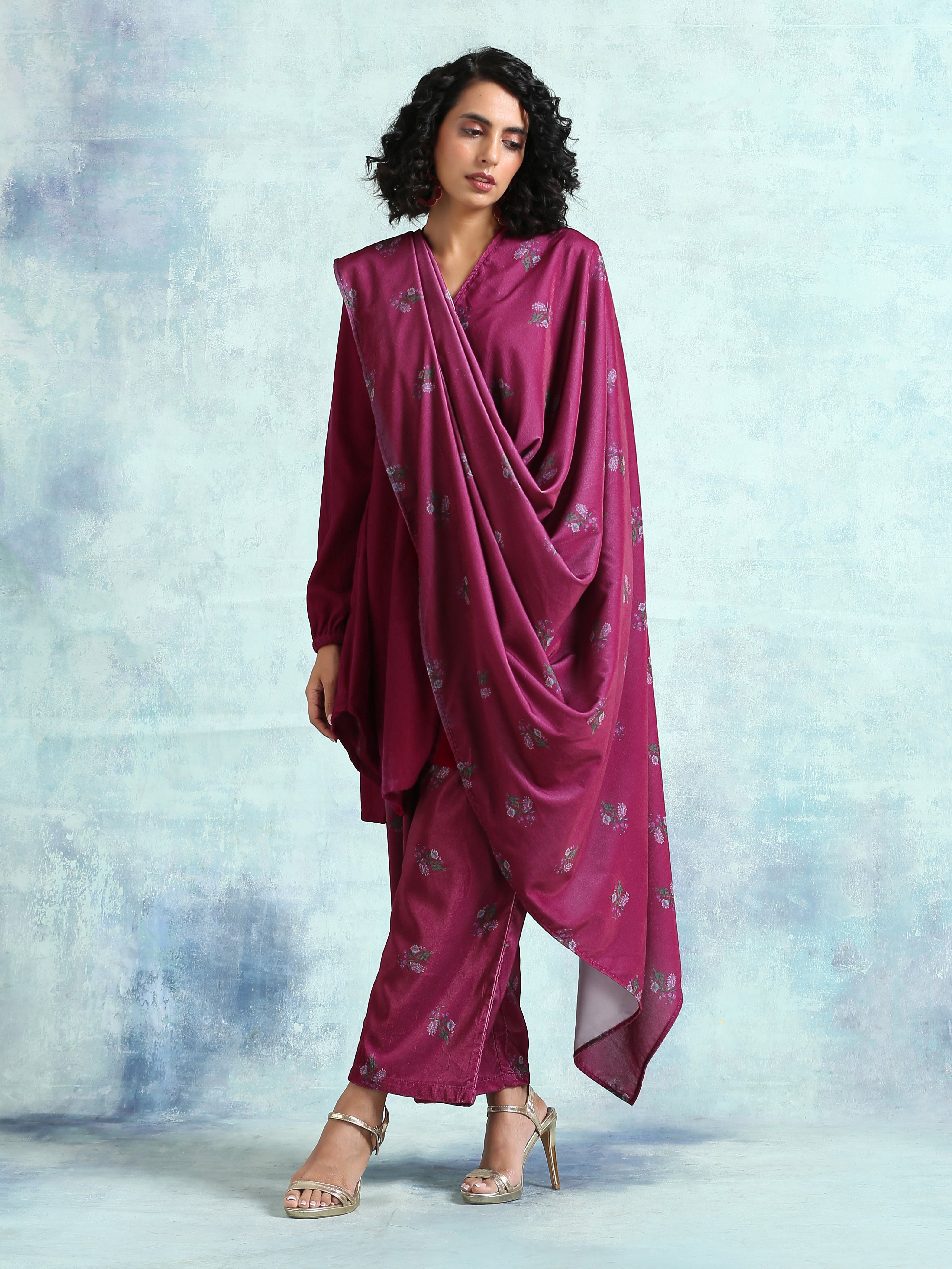 trueBrowns Magenta Printed Velvet Shawl | Grocsy