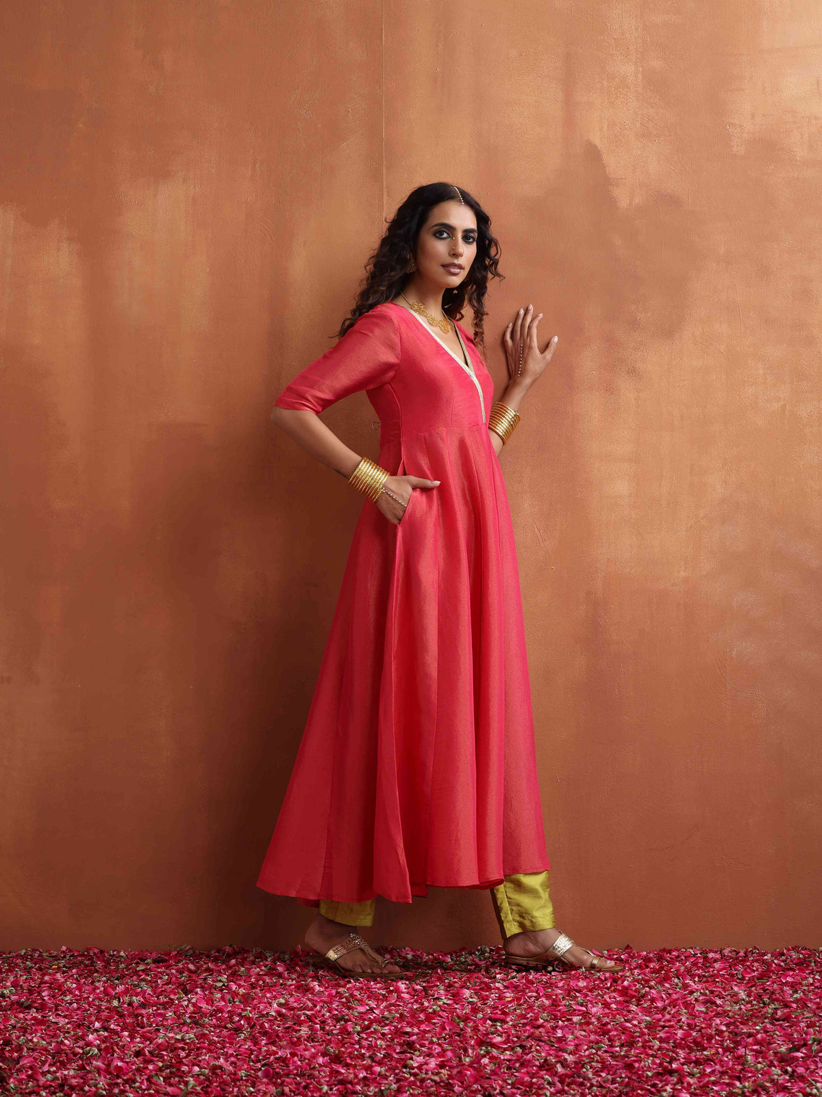 trueBrowns Hot Pink Tissue Flared Anarkali Kurta Set | Grocsy