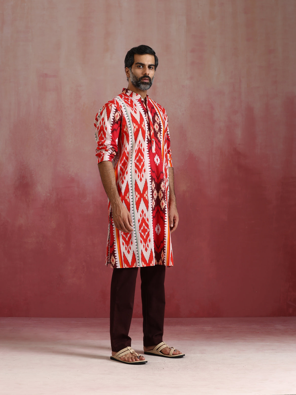 trueBrowns Men's Maroon Ikat Print Mandarin Collar Kurta | Grocsy