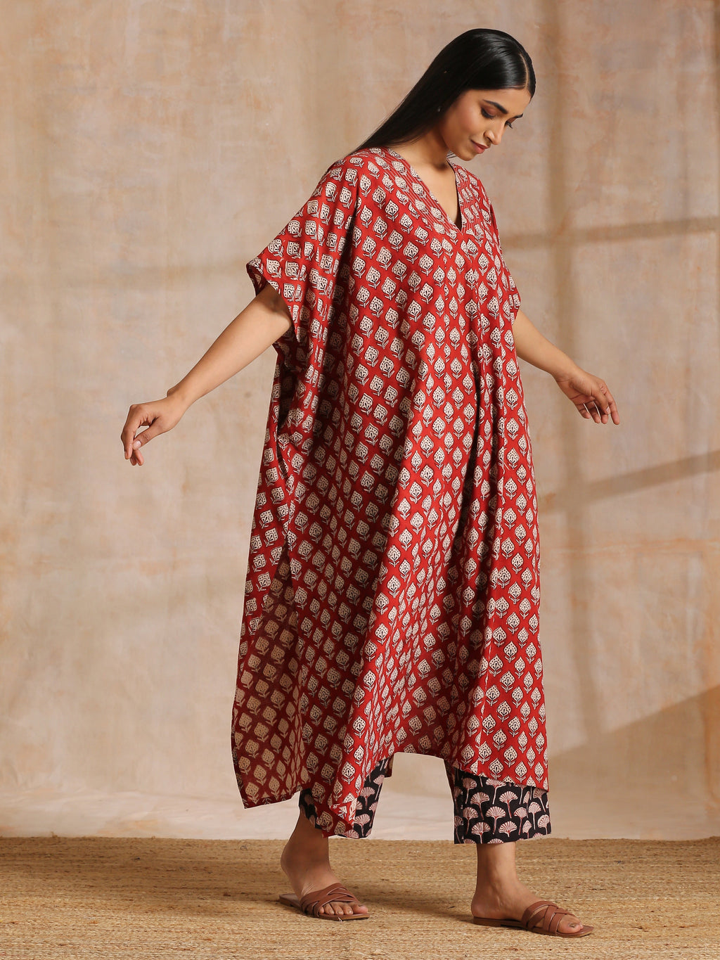 trueBrowns Rust Red Bagru Floral Print Cotton Panel Kaftan Kurta Pant Set | Grocsy